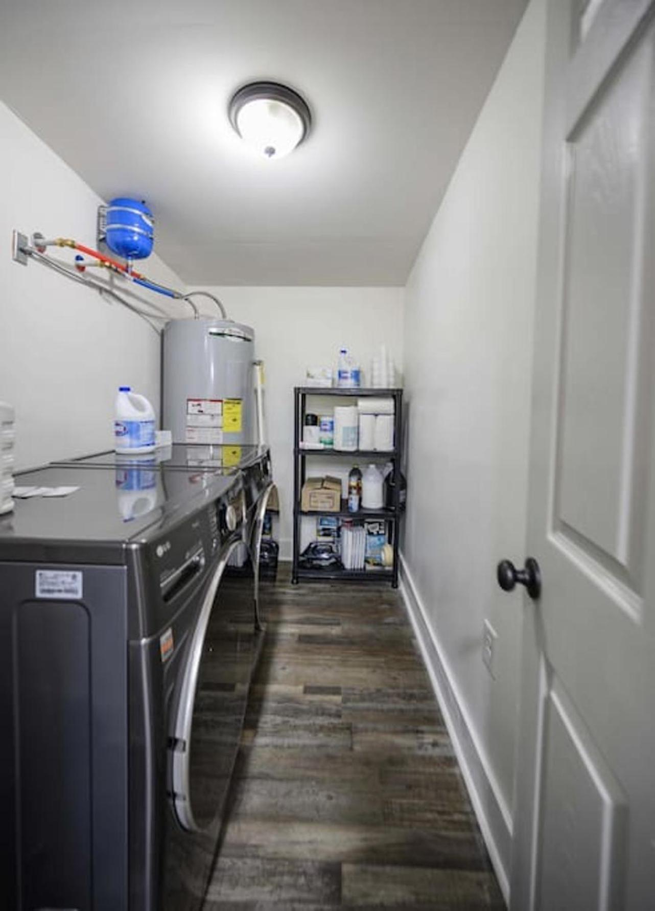 Gorgeous Renovated Home With Large & Private Lot Winchester Extérieur photo
