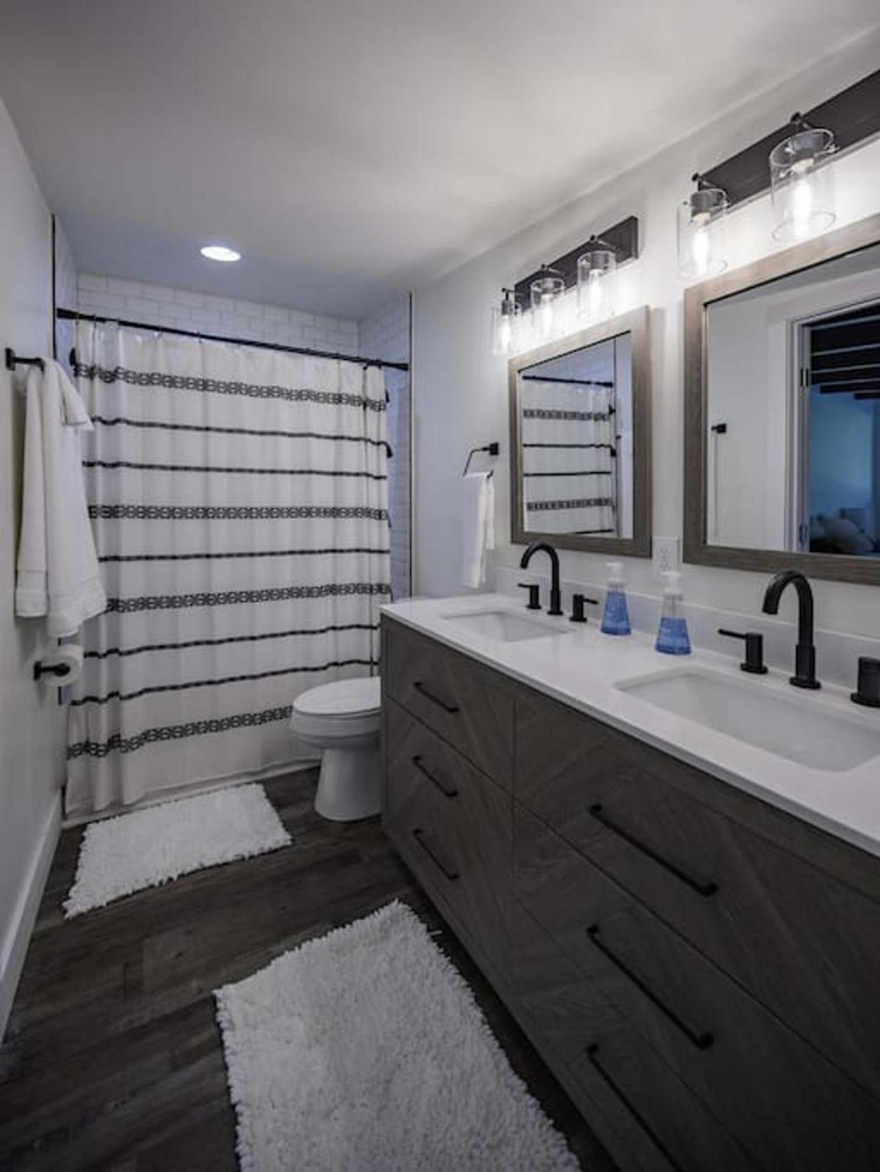 Gorgeous Renovated Home With Large & Private Lot Winchester Extérieur photo